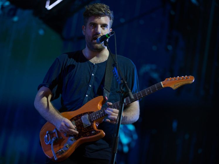 Kensington-gitarist vraagt aandacht voor gestolen gitaren in Opsporing Verzocht