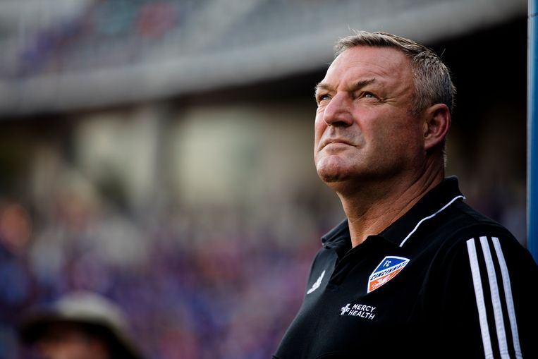 FC Cincinnati-trainer Ron Jans voor een competitiewedstrijd tegen Columbus Crew in augustus 2019. Beeld AP