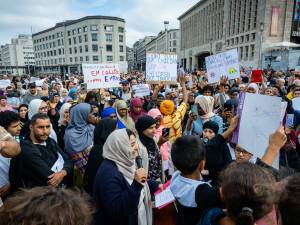Qui sont les opposants au décret sur l’éducation à la vie relationnelle, affective et sexuelle à l’école?