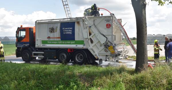 Brand in vuilniswagen in Hedel | Bommelerwaard - BD.nl