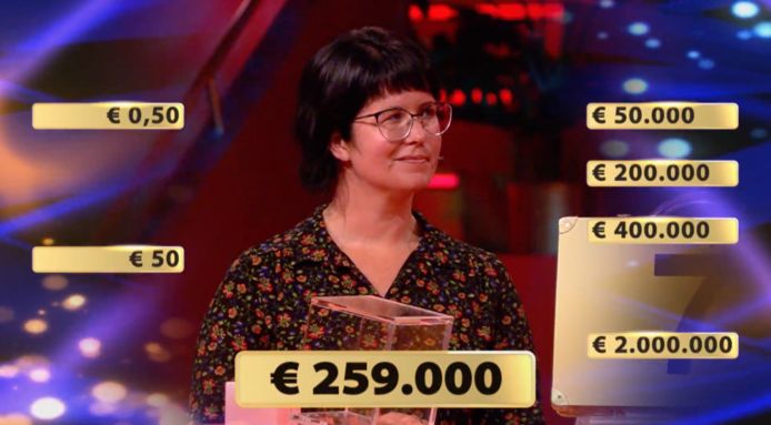 Annemieke in Million Hunt.