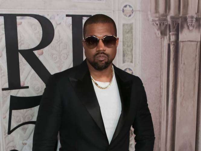 Kanye West doet manager peperdure auto cadeau