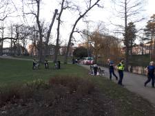 Te druk in Kronenburgerpark: politie stuurt iedereen naar huis