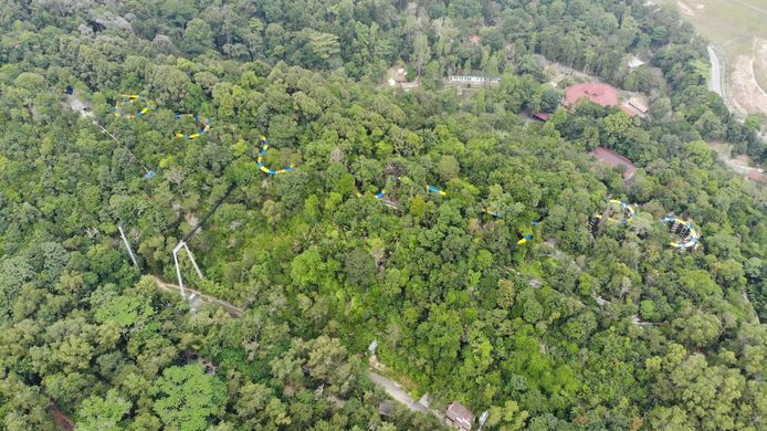 De langste glijbaan ter wereld staat in het Escape-themapark op het Maleisische eiland Penang.