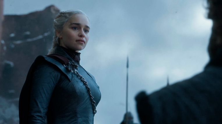 Daenerys Targaryen, het GoT-personage van Emilia Clarke transformeerde in sneltempo van vrijheidsstrijder in oorlogsmisdadiger.  Beeld AP