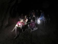 Thaise 'grotkinderen' levend gevonden; bevrijding nog heikele klus