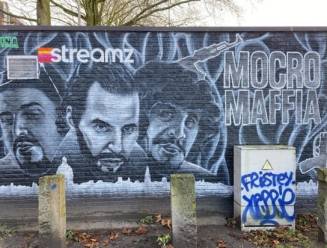‘Mocromaffia’-street art op Antwerpse Zuid moet weg: “Kalasjnikov hoort niet thuis in straatbeeld”
