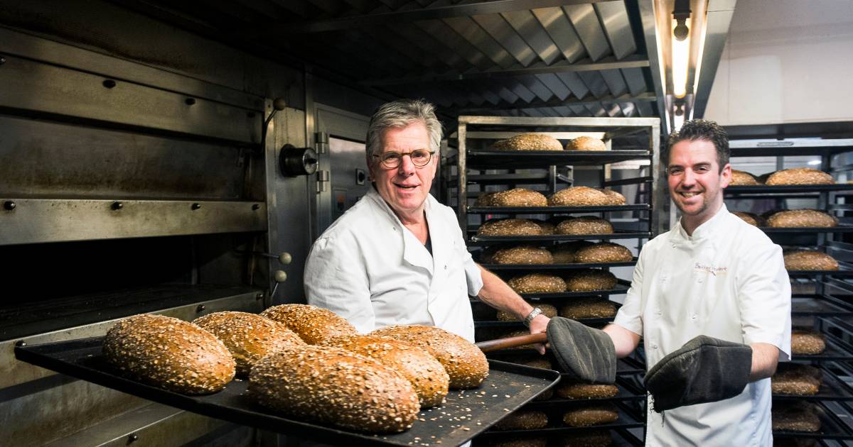 orgaan Reizen Extreme armoede Deze bakker blijkt nóg ouder te zijn en is opeens oudste familiebedrijf van  Nederland: 'Heel bijzonder' | Werk | AD.nl