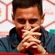 Kapitein Hazard geeft aan dat hij op prijs mikt met België (nadat hij eerst op eigen manier de micro had uitgetest)