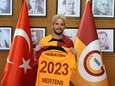 OFFICIEEL. Galatasaray kondigt komst van Dries Mertens aan en verklapt ook dat hij 2,9 miljoen euro netto plus premie van 1,1 miljoen zal verdienen