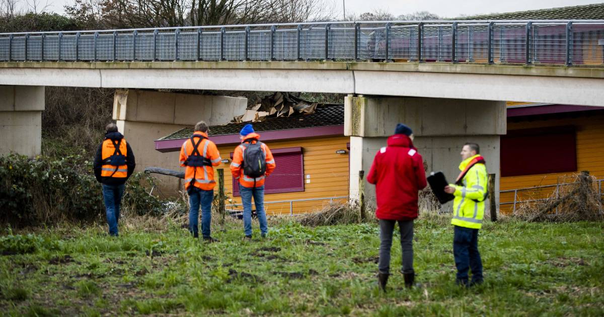 ‘Zorgelijke situatie’ bij IJsselmeer, buitendijkse huizen rond Markermeer kunnen overstromen