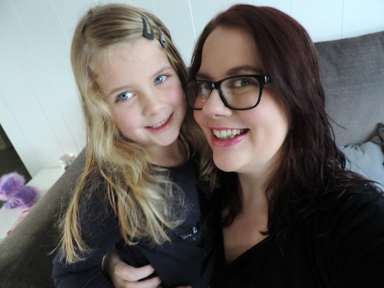 Bianca van Arkel met dochter Sterre. Beeld .