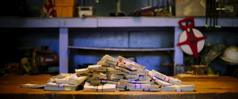 HEIST - The Money Plane; ©NETFLIX 2021 Beeld NETFLIX