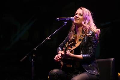 Laura van Kaam staat op na diepe crisis