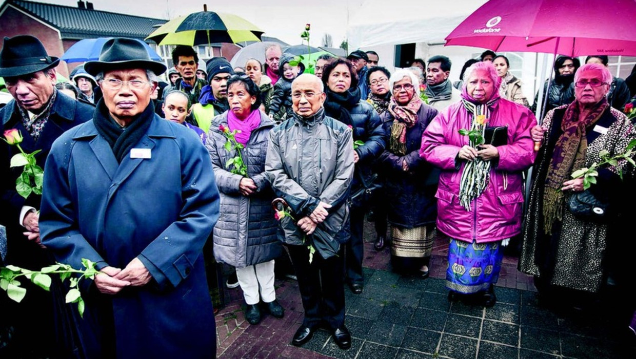 Ook voor Molukkers, begin december bijeen voor de onthulling van een monument in Wierden, zijn excuses geëist. FOTO © HERMAN ENGBERS Beeld 