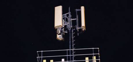 Brandstichting bij zendmast in Enschede