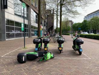 Klachtenregen over fout geparkeerde Go Sharing-scooters in Amersfoort, maar de oplossing lijkt nabij