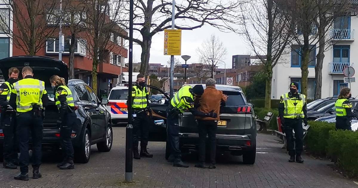 Politie fouilleert preventief in Krispijn en Crabbehof.