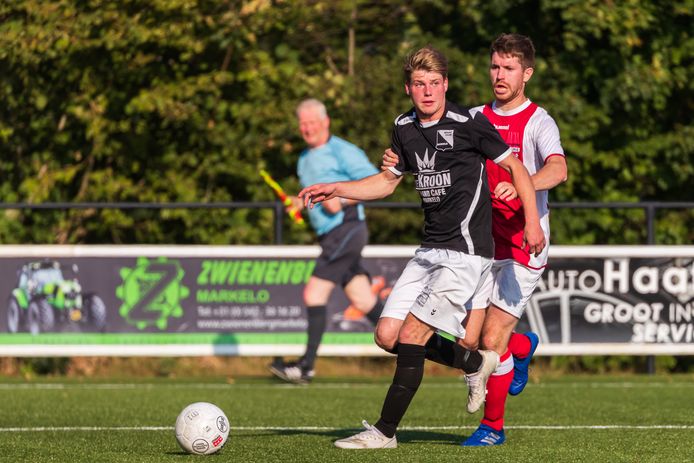 René Kuijpers is dit seizoen weer speler van Markelo. Met twee assists tegen Buurse was de aanvaller belangrijk voor zijn ploeg.