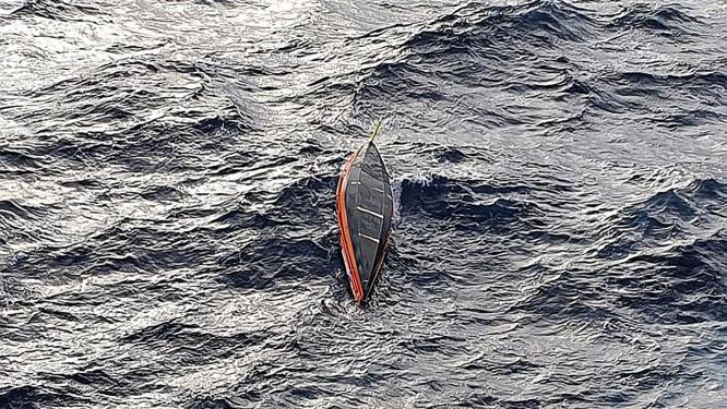 Lichaam van Franse avonturier die oceaan in roeiboot wilde oversteken nog niet teruggevonden