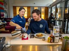 Ruben opent groot ontbijtrestaurant in Rotterdam: ‘Mensen ontbijten steeds vaker buiten de deur’