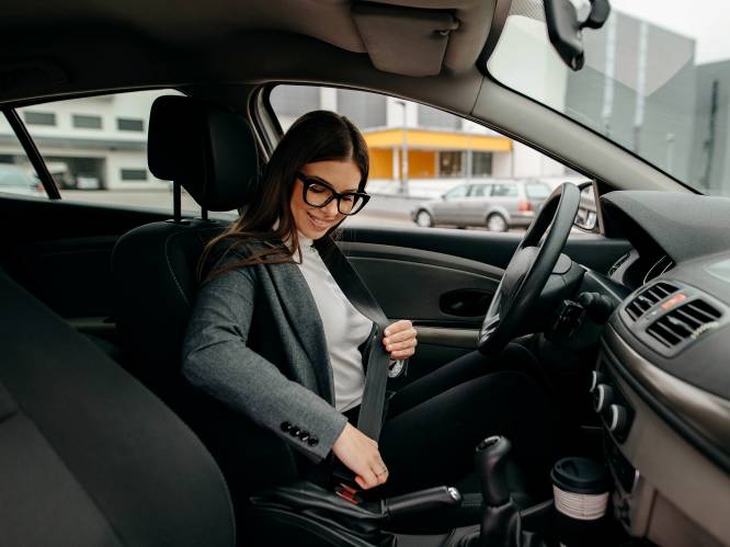 Loon afstaan voor een auto van het werk? Dit verkiezen de verschillende generaties werknemers