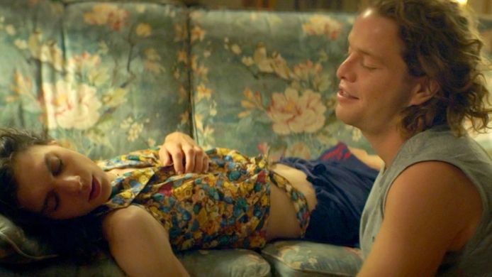 Actrice Louise Bergez speelt Sofie, het meisje dat door haar vrienden verkracht wordt.