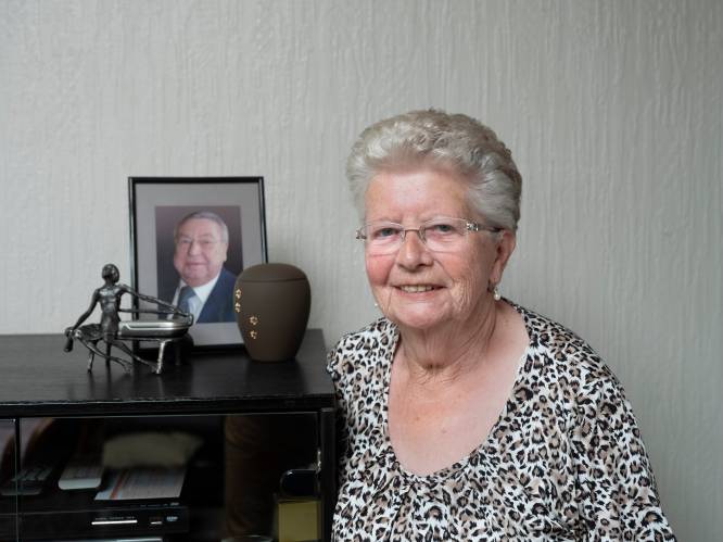 Tien jaar na de dood van Odilon Mortier, rouwt z’n weduwe Simonne nog steeds: “Ik kijk nog elke dag naar ‘De Kotmadam’ om zijn stem te horen”