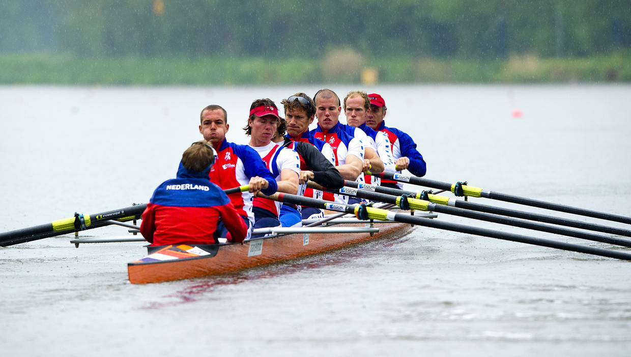 De Holland Acht tijdens een training op de Amsterdamse bosbaan, 1 mei. Beeld anp