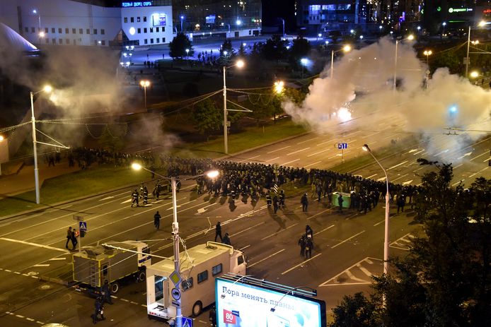 Er vonden afgelopen nacht opnieuw hevige protesten plaats in Minsk.