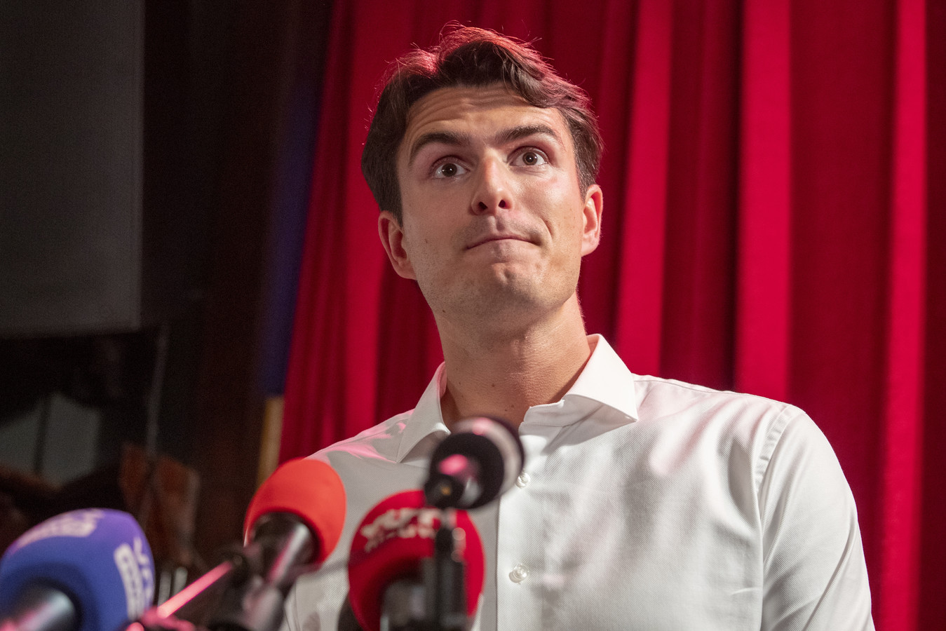 Une ex collaboratrice de vooruit se fait agresser par un coll gue le