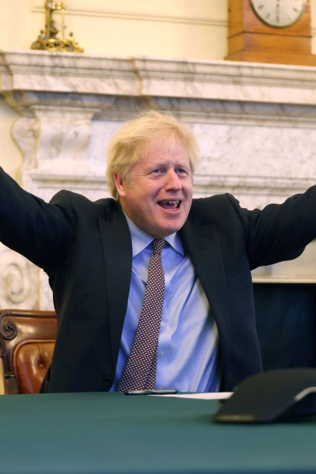 Accord post-Brexit historique: “Le Royaume-Uni et l’UE seront amis”, assure Boris Johnson