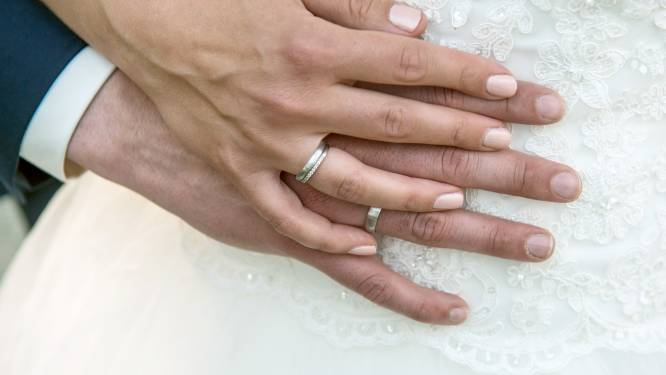 Vanaf maart komt er een optie bij voor Oldenzaalse bruidsparen: het basishuwelijk