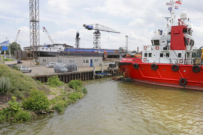 De reparatiewerf van Neptune in Boven-Hardinxveld.