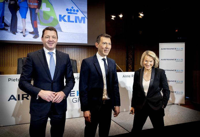 Pieter Elbers (CEO KLM), Ben Smith (bestuursvoorzitter van Air France-KLM) en Anne Rigail (CEO, Air France).