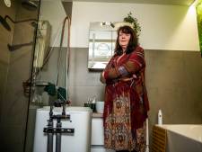 Monique kan badkamer maanden niet gebruiken: ‘Dit krijg je als mensen verplicht van gas af moeten’