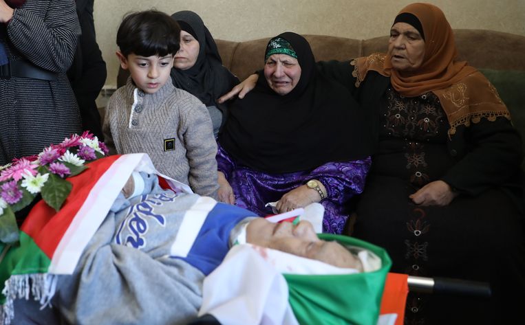 Omar Assad werd dood gevonden nadat hij een uur eerder was aangehouden bij een checkpoint.  Beeld EPA