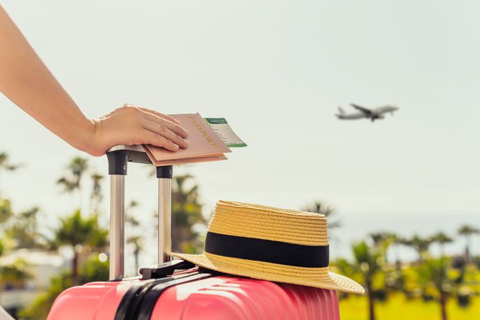 Online vind je tal van vakantiedeals waarmee je flink kan snoeien in je reiskosten.