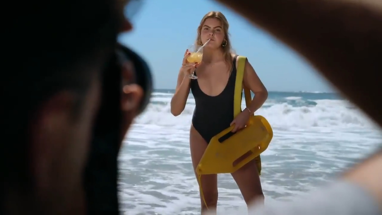 BN'ers steunen Eloise na commotie over badpak in Het perfecte plaatje ‘Mag dit wel, Jeroen Snel