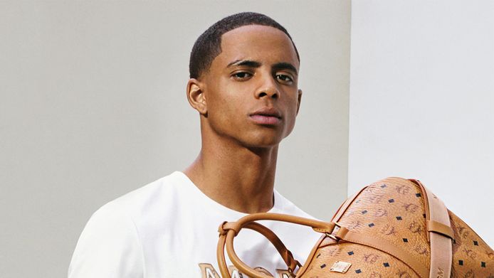 Cordell Broadus, de zoon van Snoop Dogg, in een campagne voor MCM.