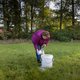 Nachtvlinders tellen op het boerenland: ‘En nu laat ik hem weer gaan’