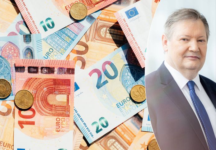 Fotocombinatie gemaakt met onze widget "fotobewerker". Op deze manier kunnen we onder andere experten altijd op dezelfde manier combineren met een andere foto over hetzelfde onderwerp.