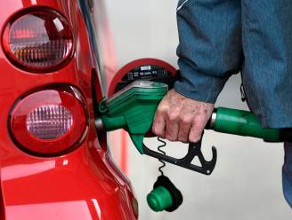 Benzine na één jaar weer duurder dan diesel