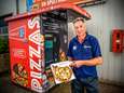 Stormloop bij eerste pizza-automaat in Nederland: 's nachts in de rij voor verse pizza
