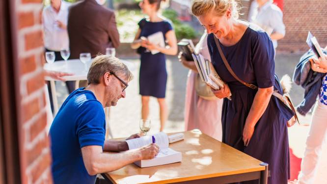 Officiële opening expo ‘Boerenpsalm’ in Jakob Smitsmuseum groot succes