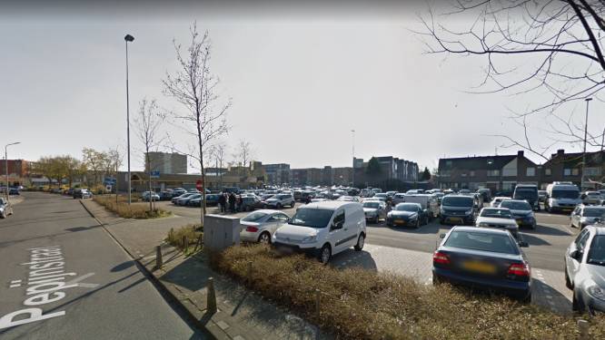 Geparkeerde auto's verhinderen Moederdagmarkt in Blerick