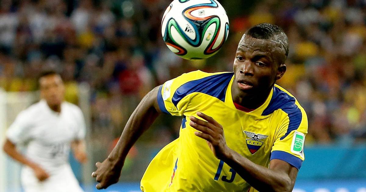 Ecuadoraans international Enner Valencia tekent bij
