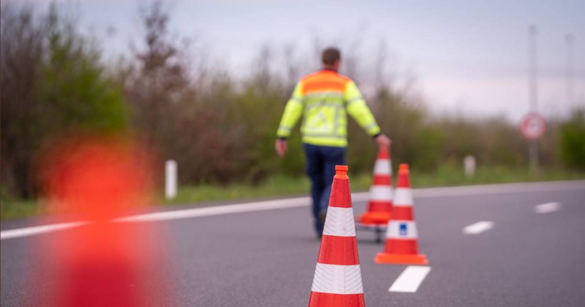 Ongeluk op A73 bij Horst: Rijkswaterstaat adviseert om te rijden via Eindhoven.