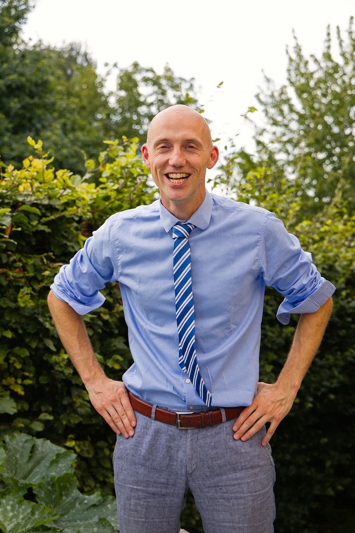 Bert Schelfhout (39) stelt zich kandidaat voor het voorzitterschap van Open Vld