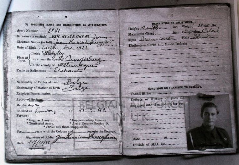 Jan van Risseghem bij de Britse Royal Air Force. Beeld RV